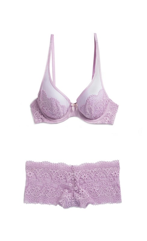 Treat Your Mum This Mother's Day at Victoria's Secret 